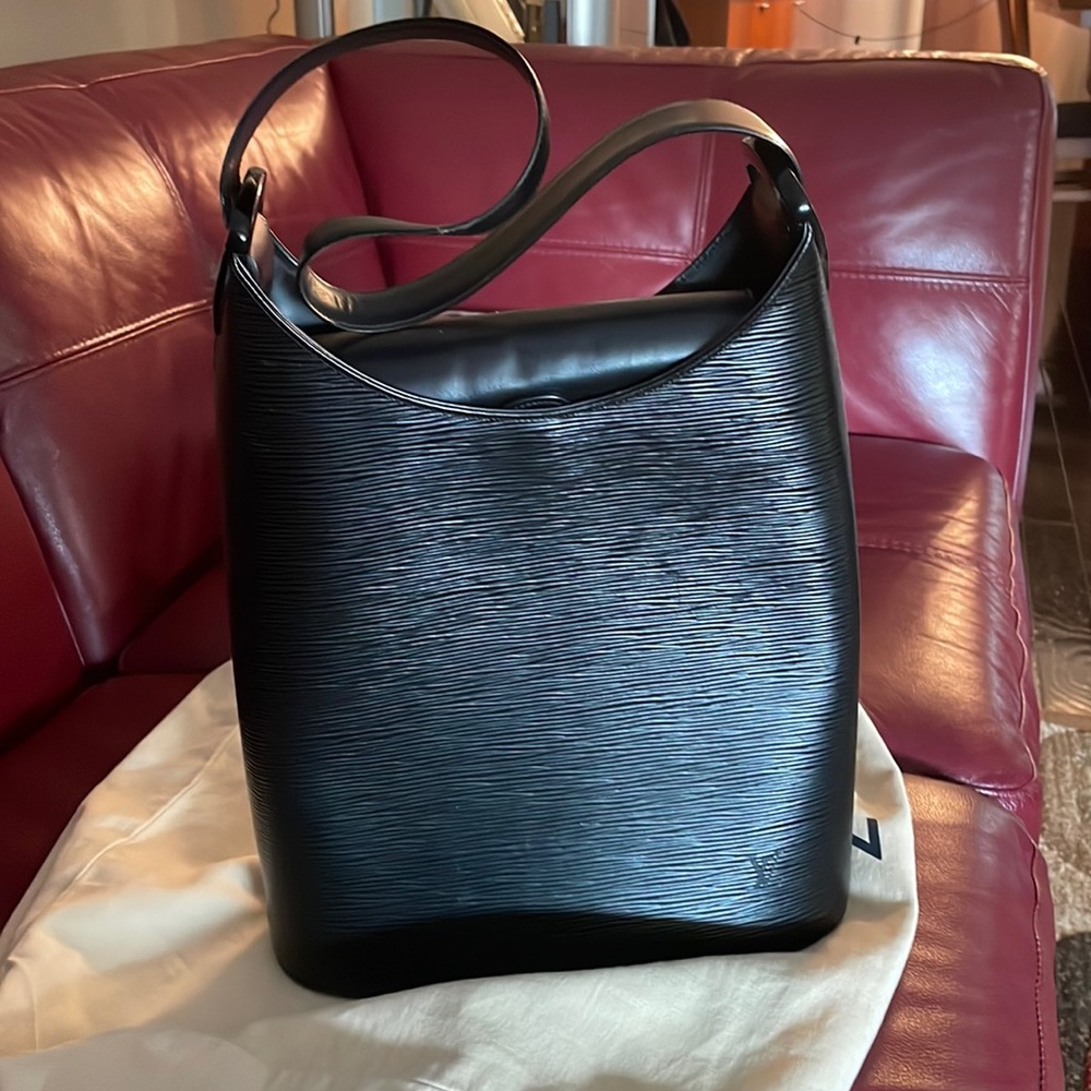 Authentic Louis Vuitton Black Epi leather tote bag